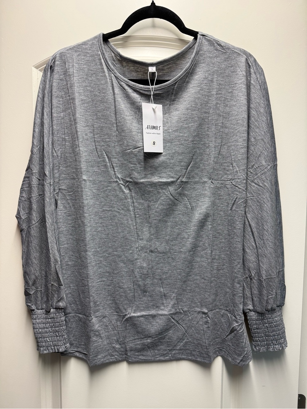 Avenue Heather Gray Long Sleeve Smocked Cuff Tee